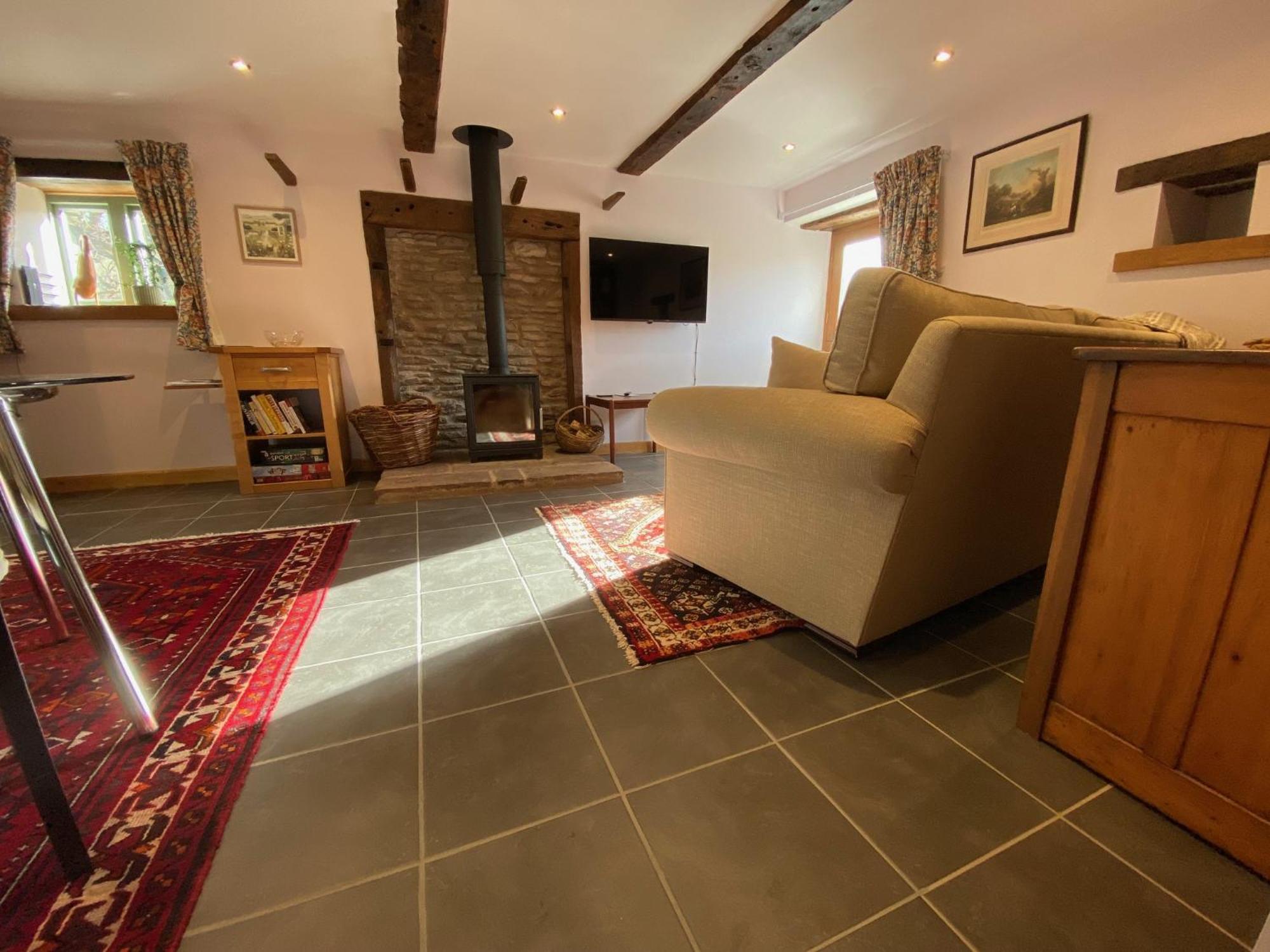 Oaklands Cottage On A Rural Farm Dingestow Exterior photo